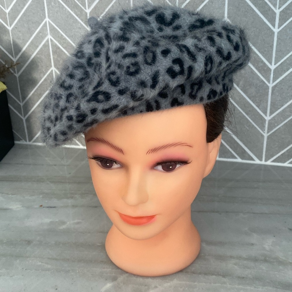 Vintage Leopard Gray Black Angora Blend Beret Hat OS